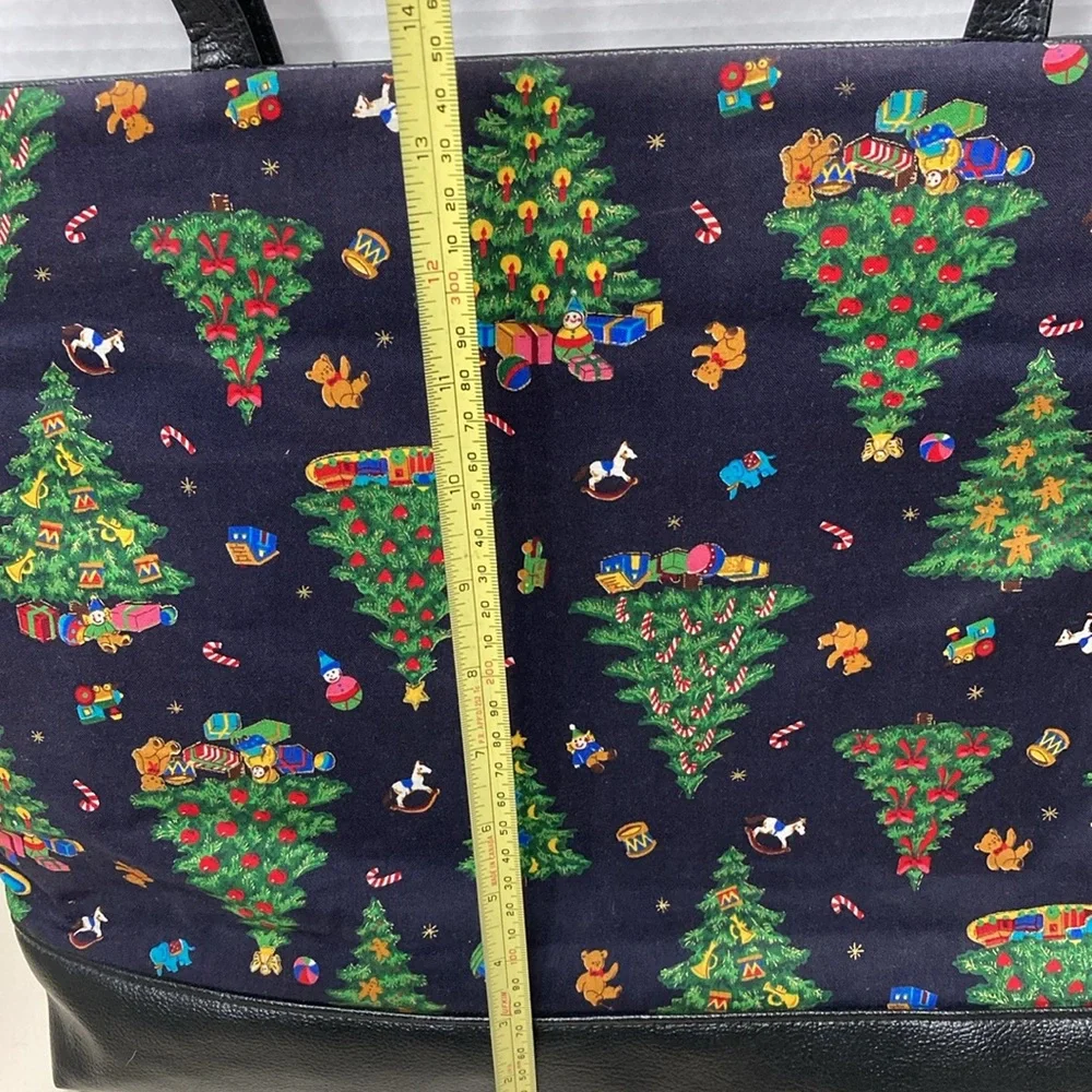 Oversized Christmas Print Purse Shoulder Bag Tote Tree Toy Design Zipper Closure